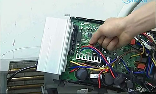 乐平美的空调电话是多少